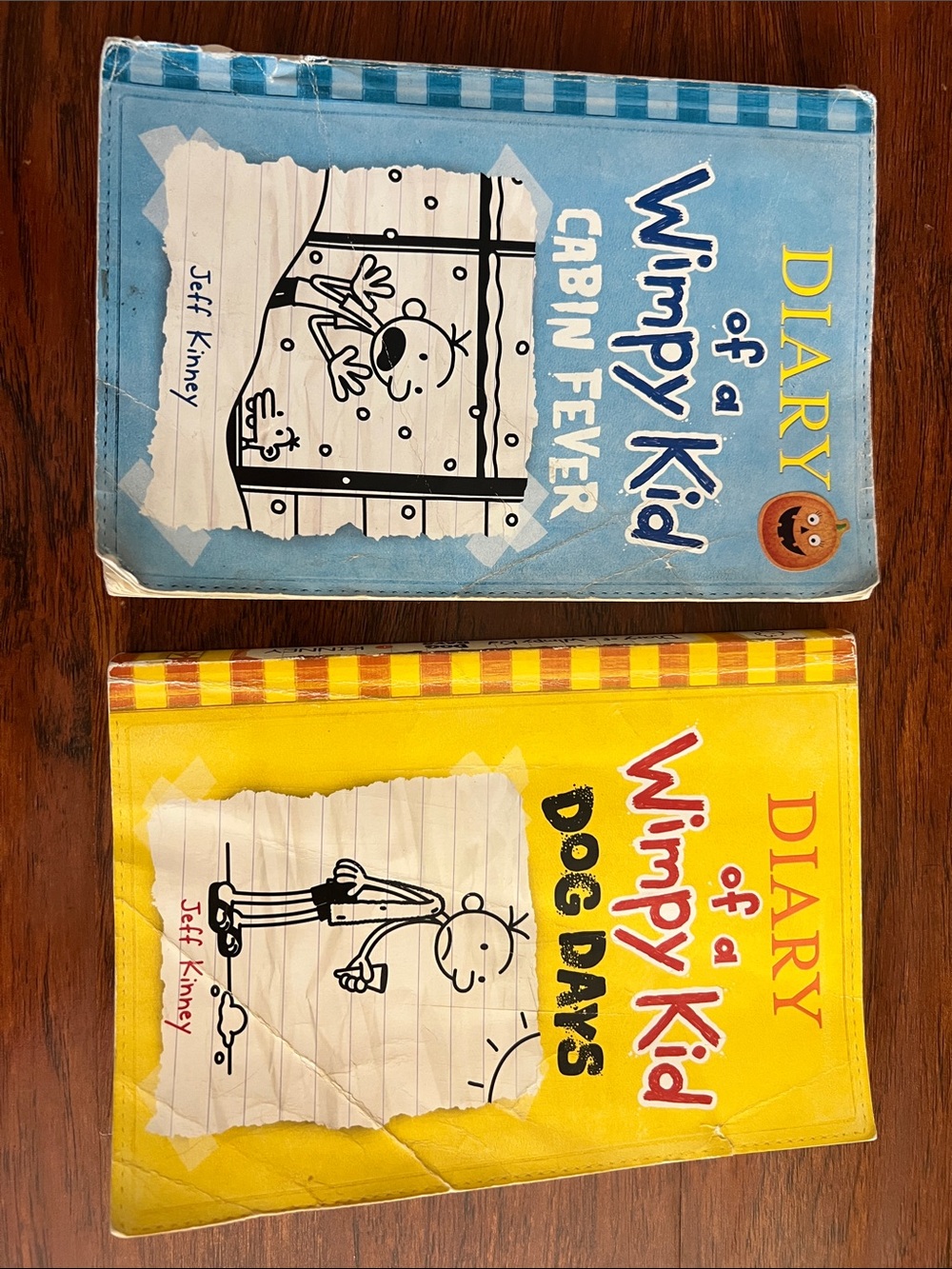 Diary of a Wimpy Kid Book Set - Blue & Yellow Covers